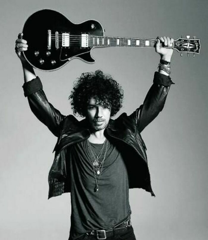 YAROL POUPAUD (SOUL ROCK FUNK AFRO BEAT- F)