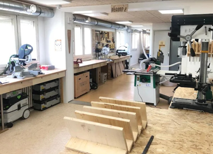 Atelier de Menuiserie Scie Circulaire