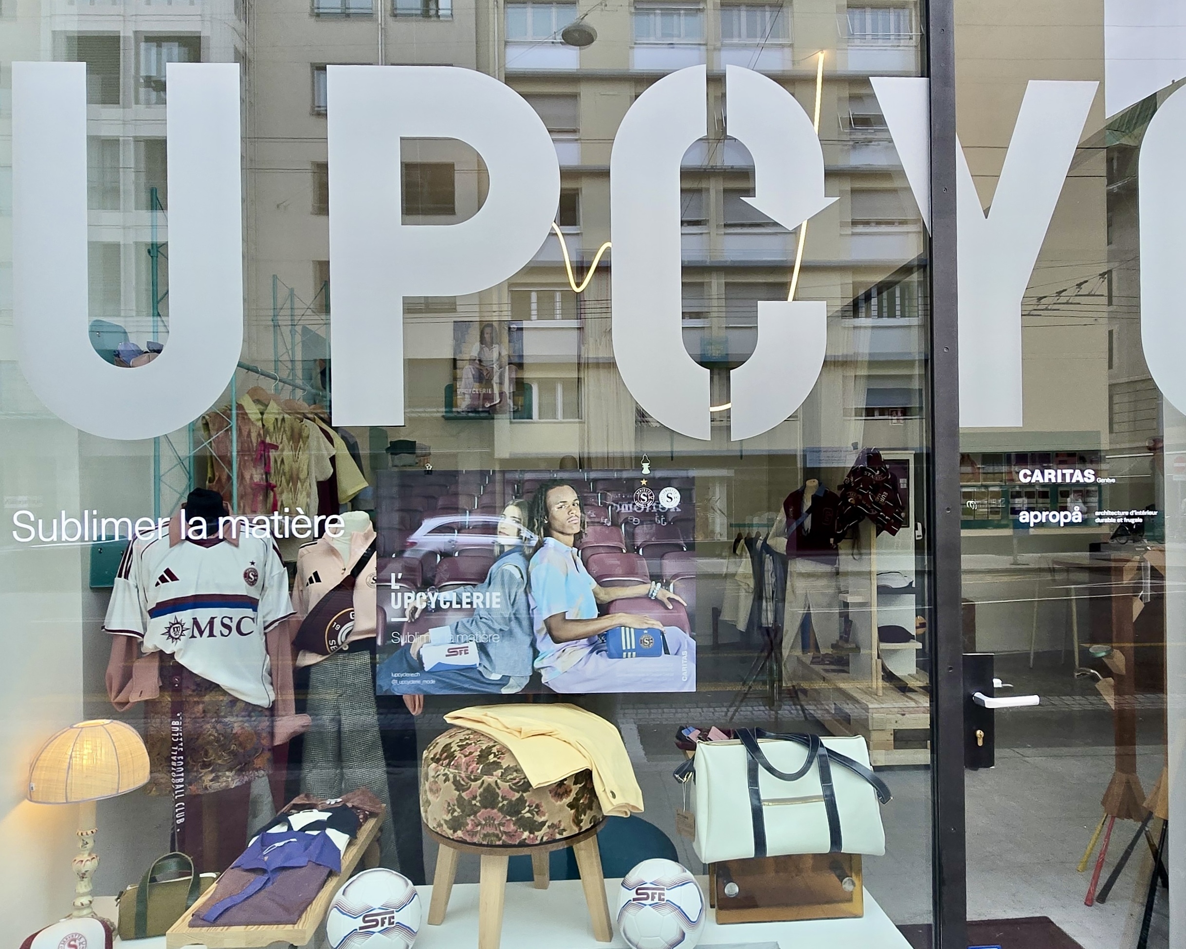 L'Upcyclerie, Caritas Genève - De la mode au design, cinq ans d’innovation circulaire