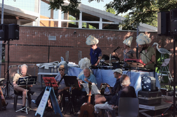 Toute la Musique Que j'Aime par l'Amicale de Prod