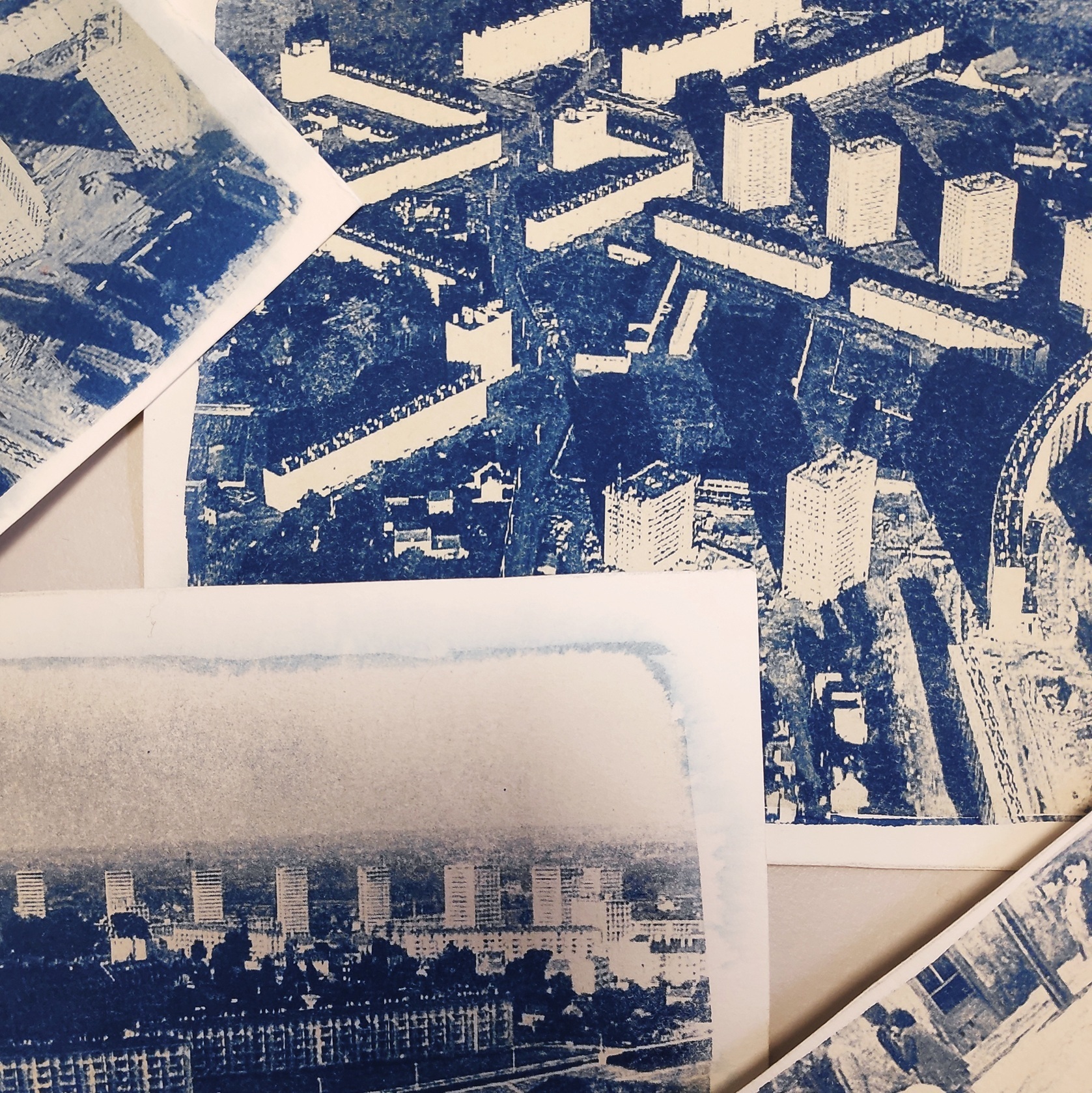 Atelier cyanotype