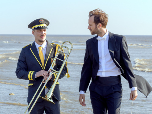En Fanfare