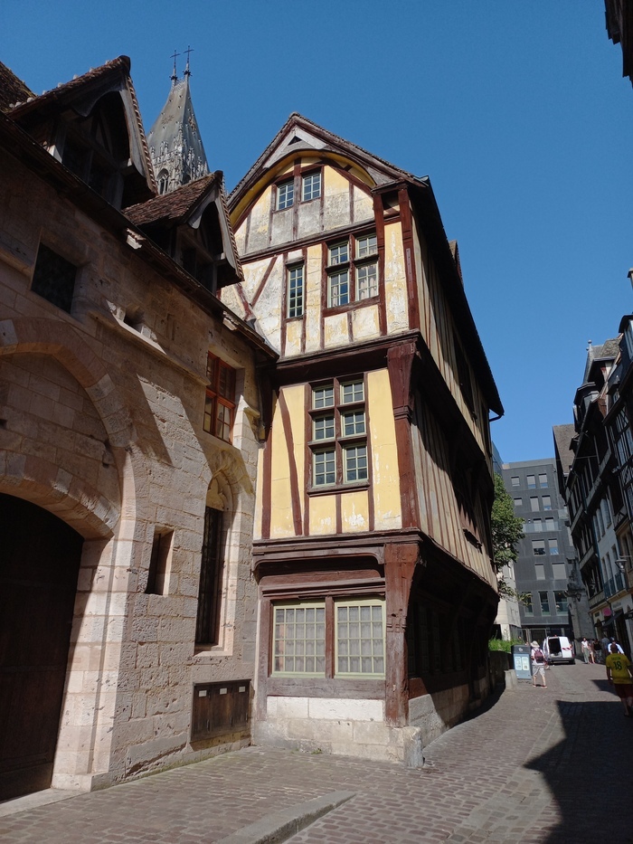 74 rue Saint-Romain