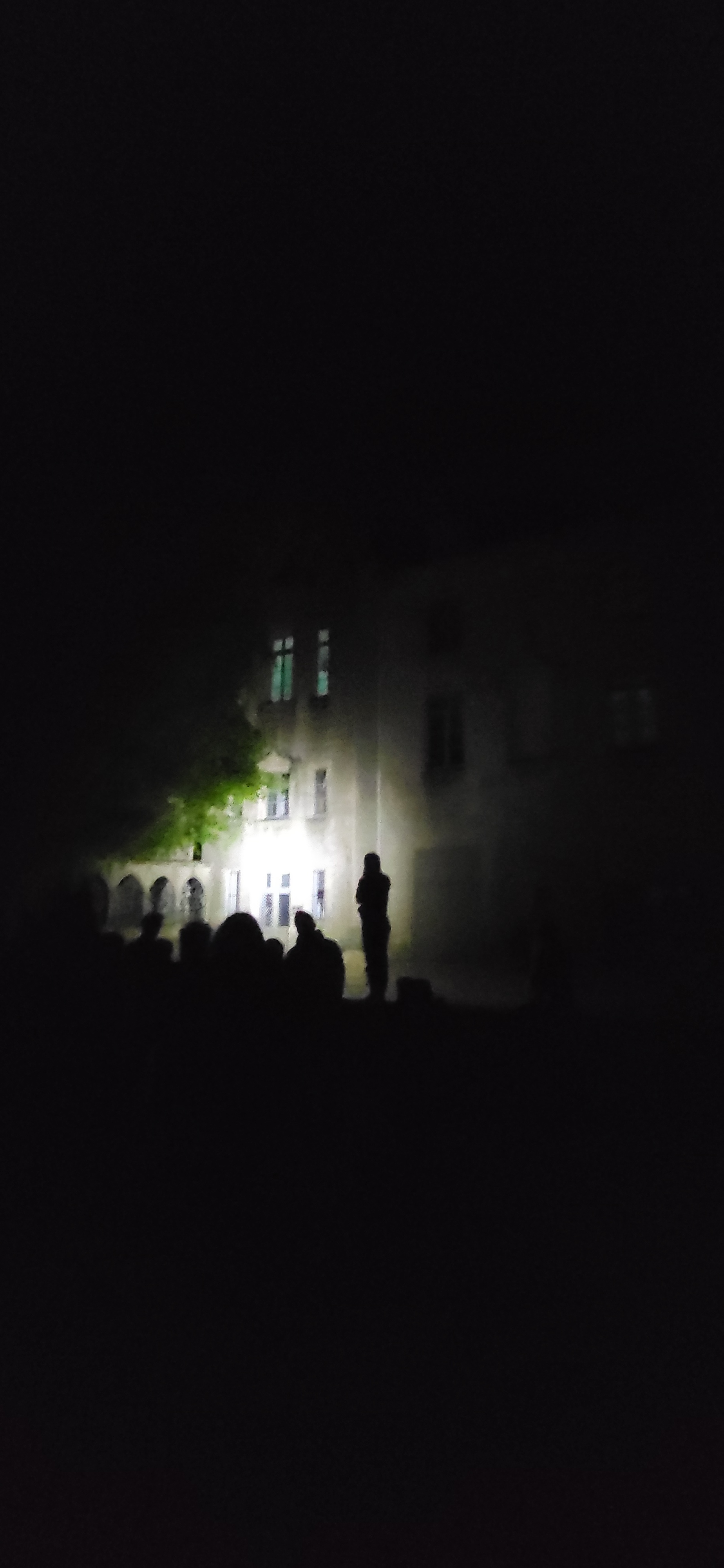 Archi-nuit, une histoire de pierre musicale