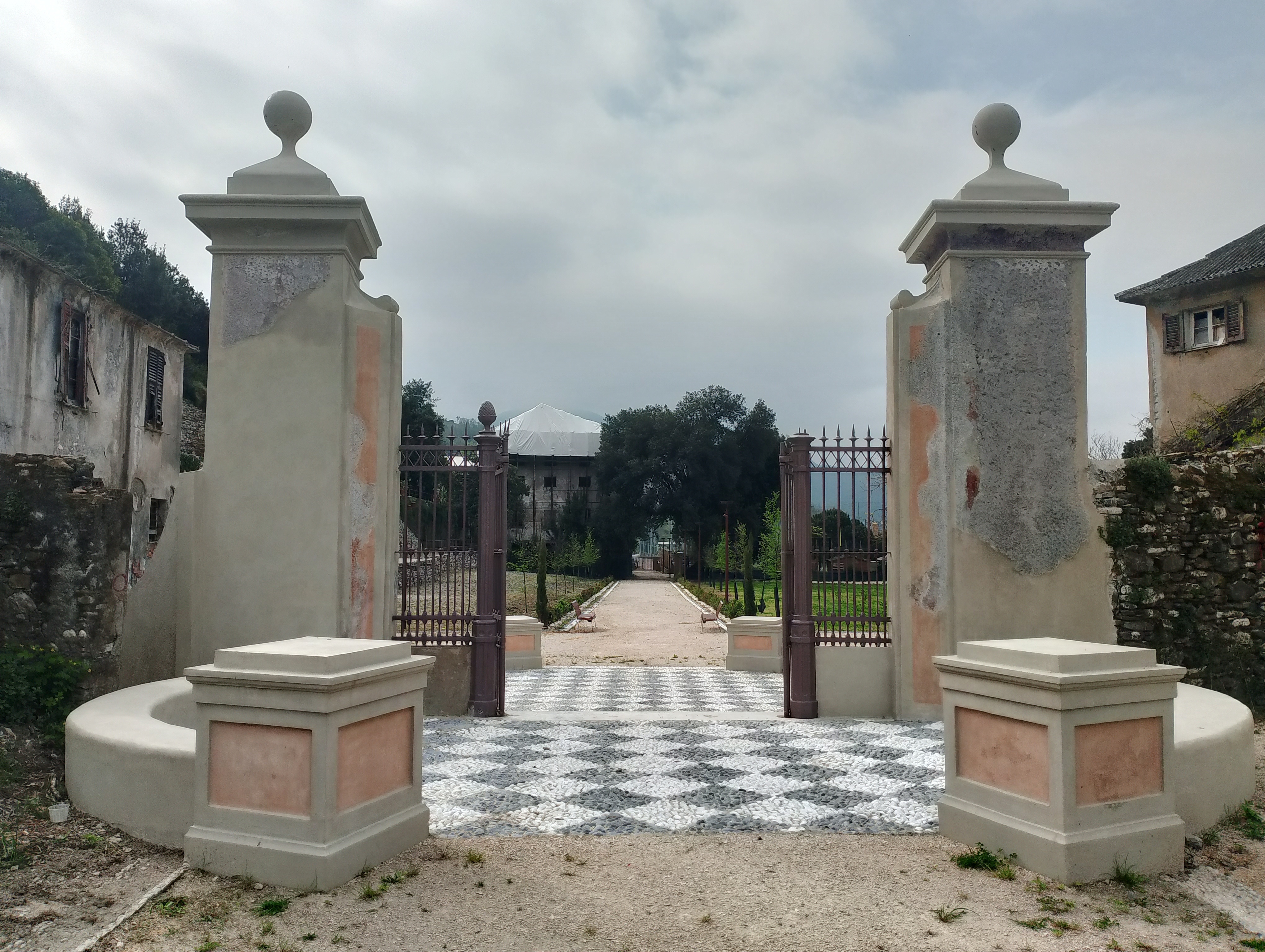 Visite du parc de la villa Negrotto Cambiaso à Serra Riccò