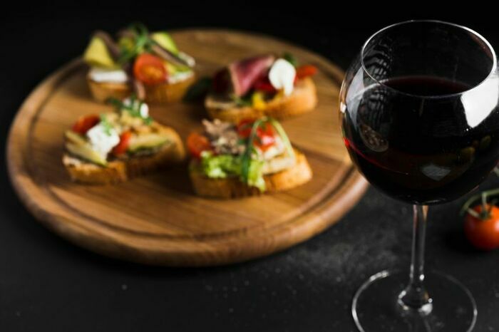 Vins du monde et Pintxos basques