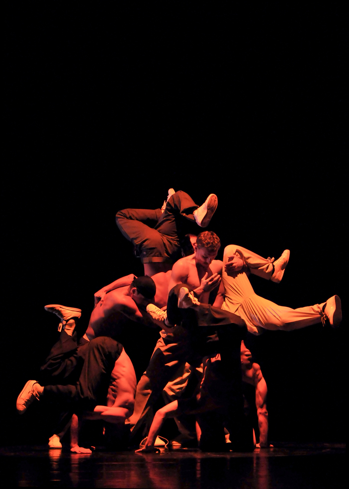 Compagnie Zahrbat - Brahim Bouchelaghem