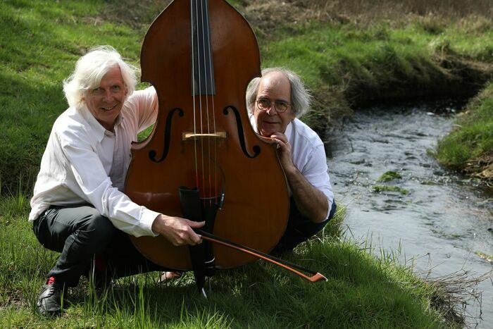 Venez écouter le son de l'eau, une création musicale qui chemine entre chants traditionnels, improvisations, créations électroacoustiques et récits oubliés