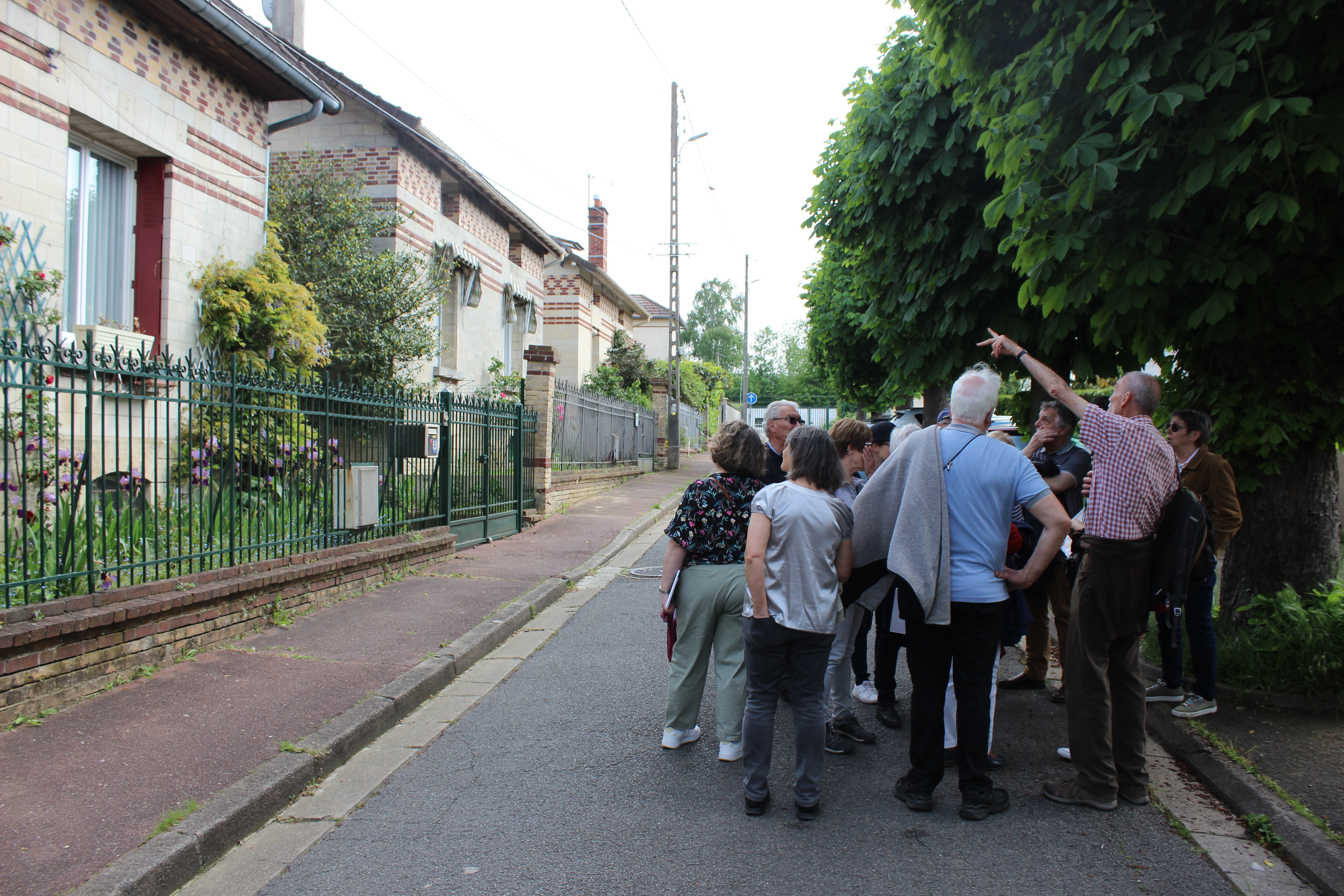 Visite sur l'héritage social et urbain de la Cartoucherie Française
