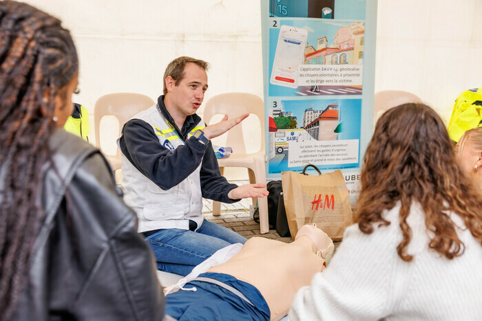 Formation "massages cardiaques"
