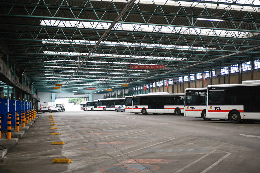 TCL - Dépôt de bus des Pins : au cœur de l’électrification du réseau de bus