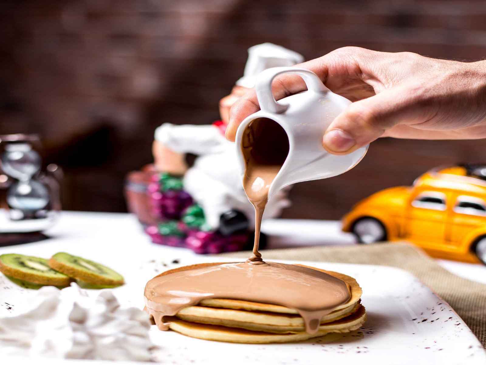 Histoires gourmandes et crêpes aux mille trous.