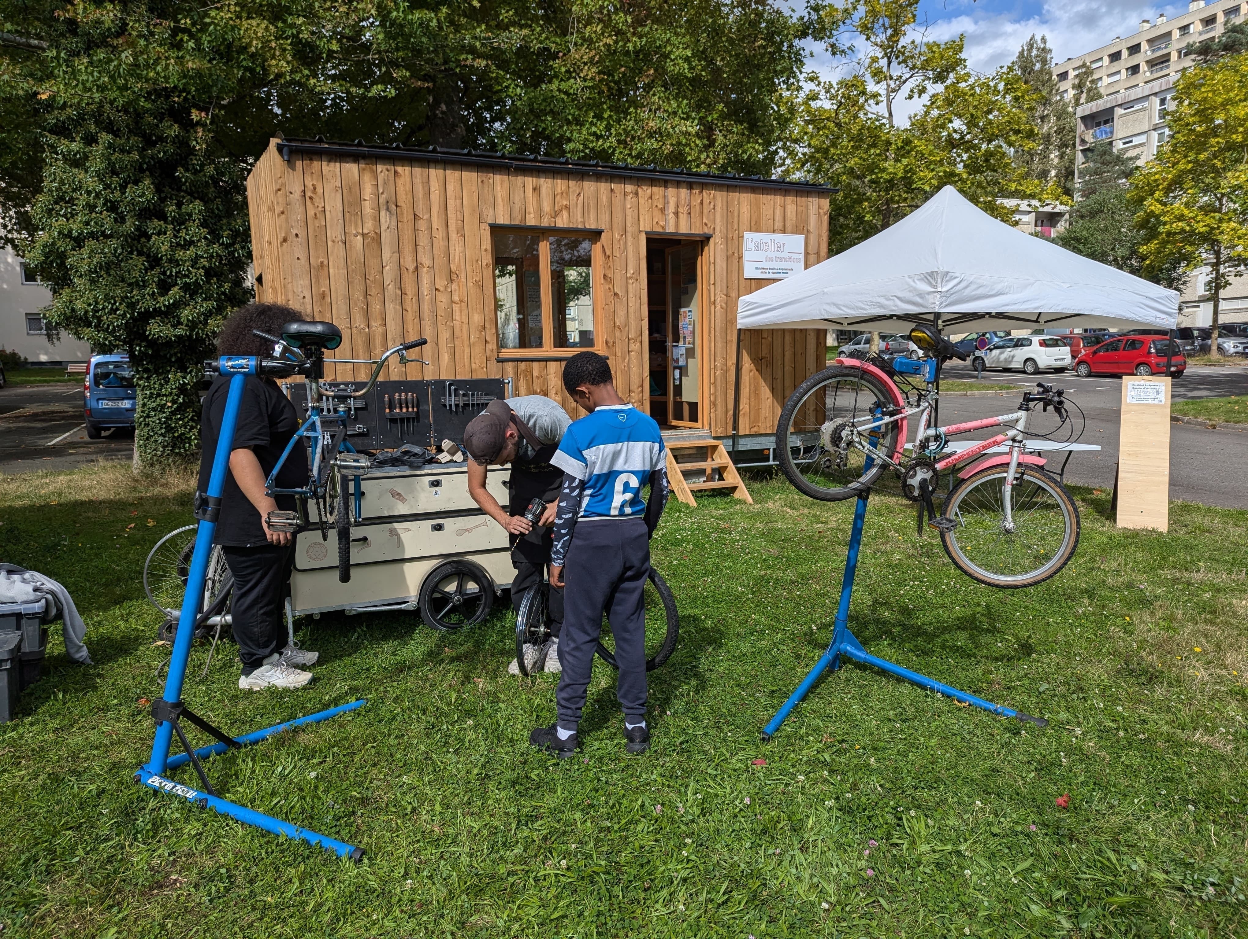 Atelier réparation de vélo avec la Petite Rennes !
