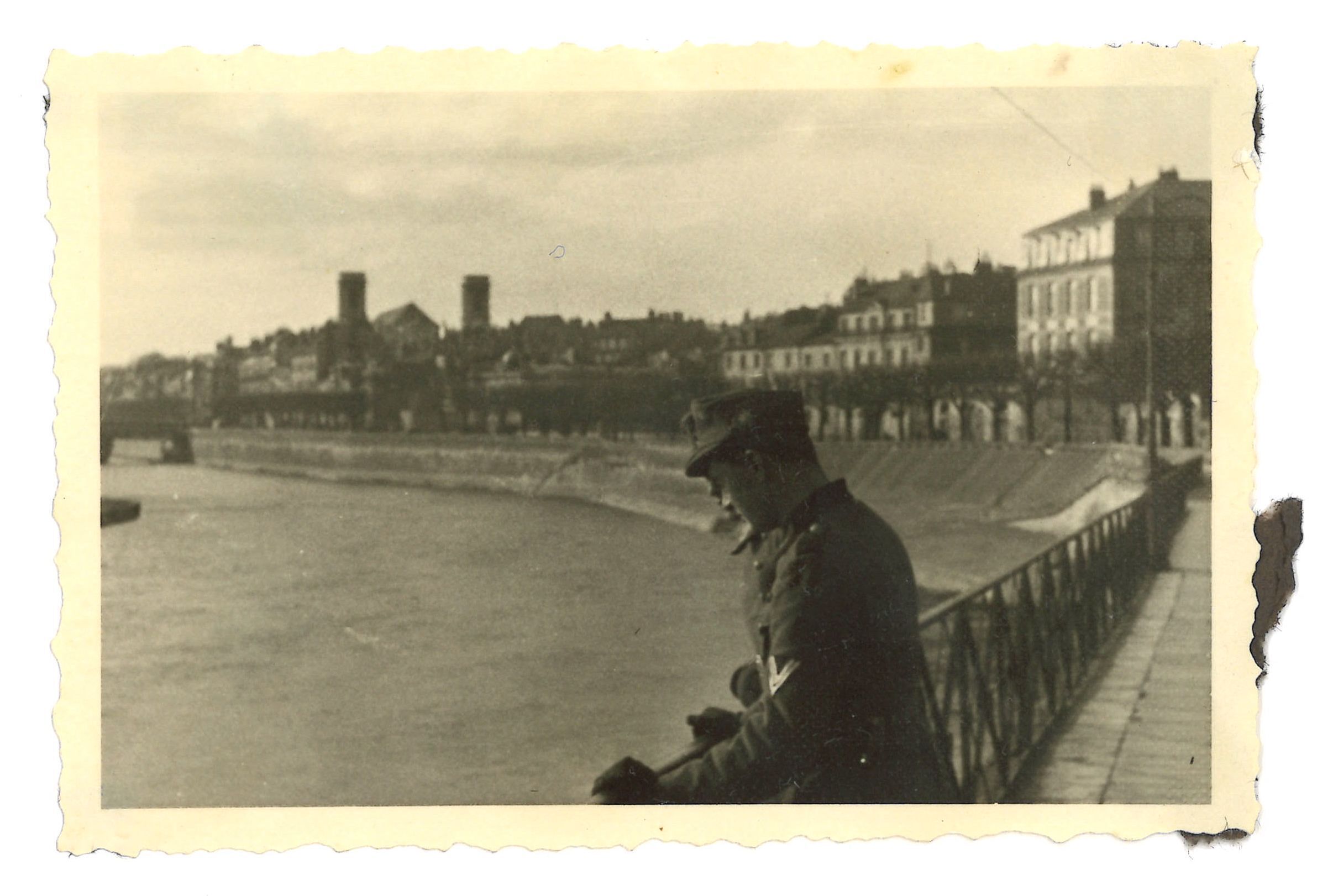 Photographier les zones interdites en France sous l'Occupation