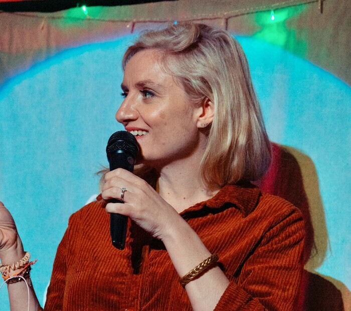 Tiphaine Pelliski en cavale ! Seule en scène de stand-up