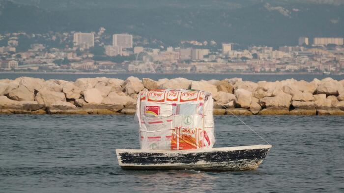 Au-delà de toutes les mers