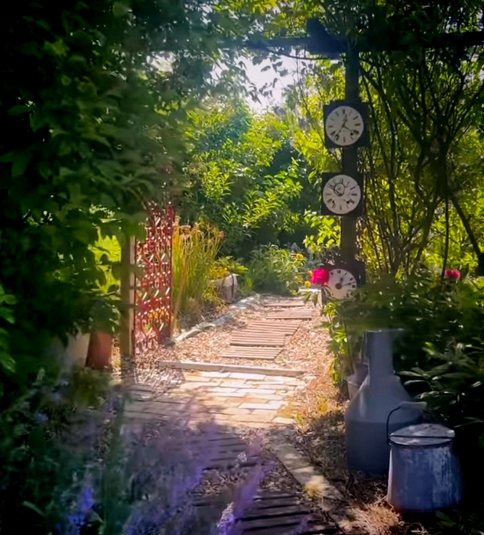 Visite libre d'un jardin luxuriant
