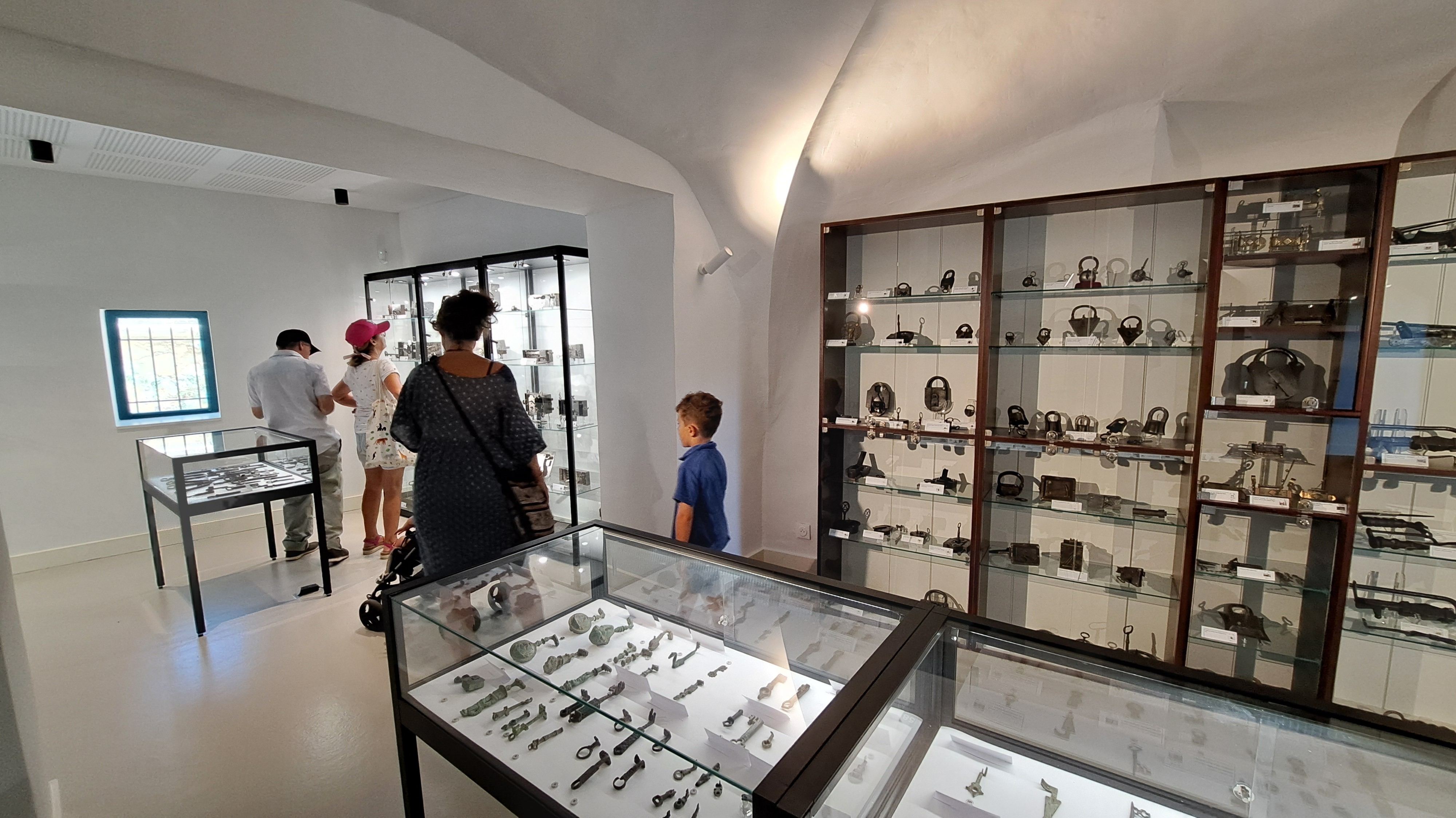 Pause conviviale pour découvrir le nouveau musée d'Ollioules