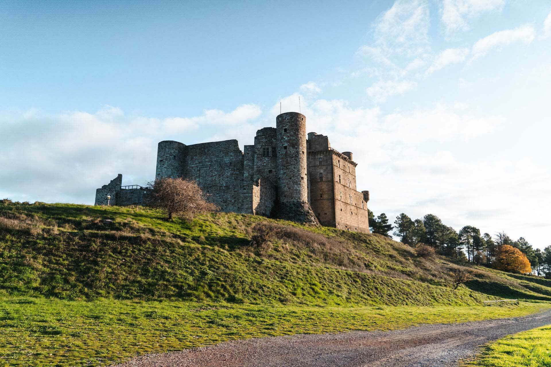 Archéologie : le château de Portes, un promontoire à décrypter