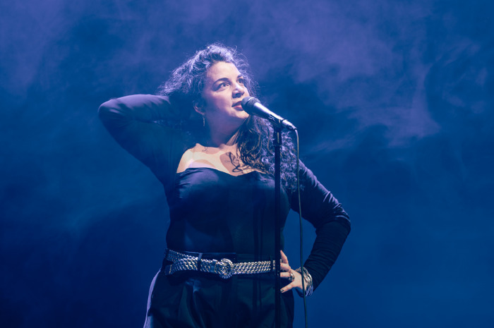 Klaire fait Grr dans Ecoutez battre - Comédie des 3 bornes