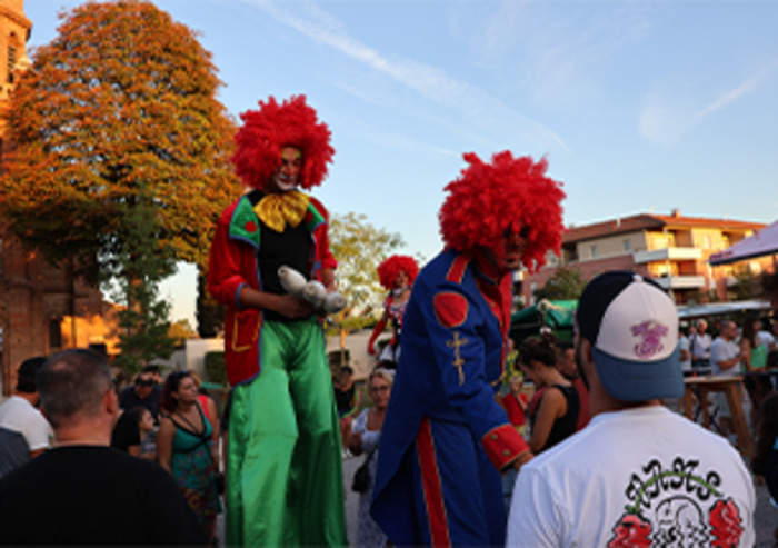 Parvis de la mairie