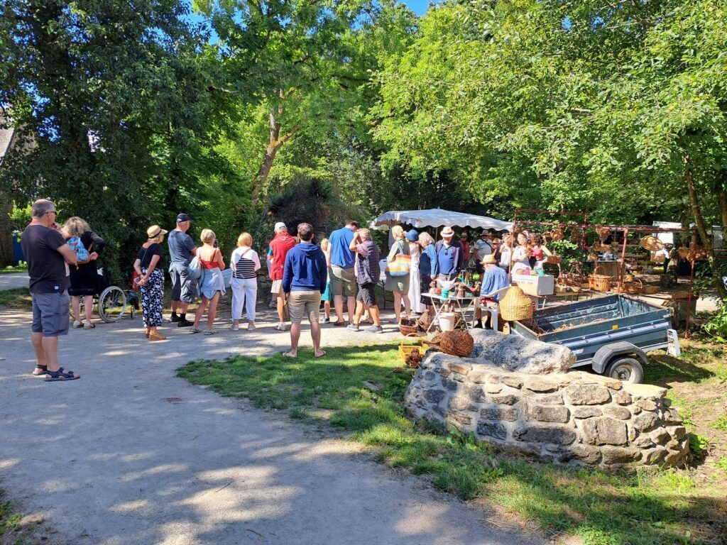 Marché du terroir à Kerhinet