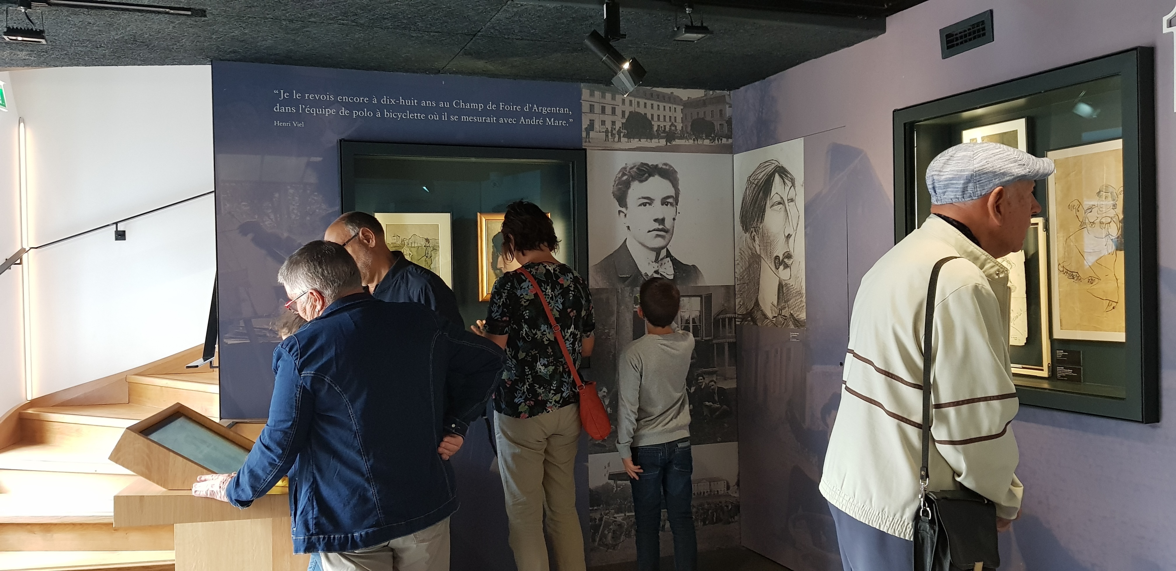 Visite libre à la lampe torche du musée