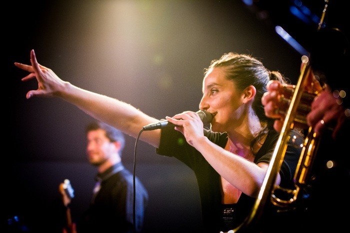 Bal Disco/Funk « Shake your Body »