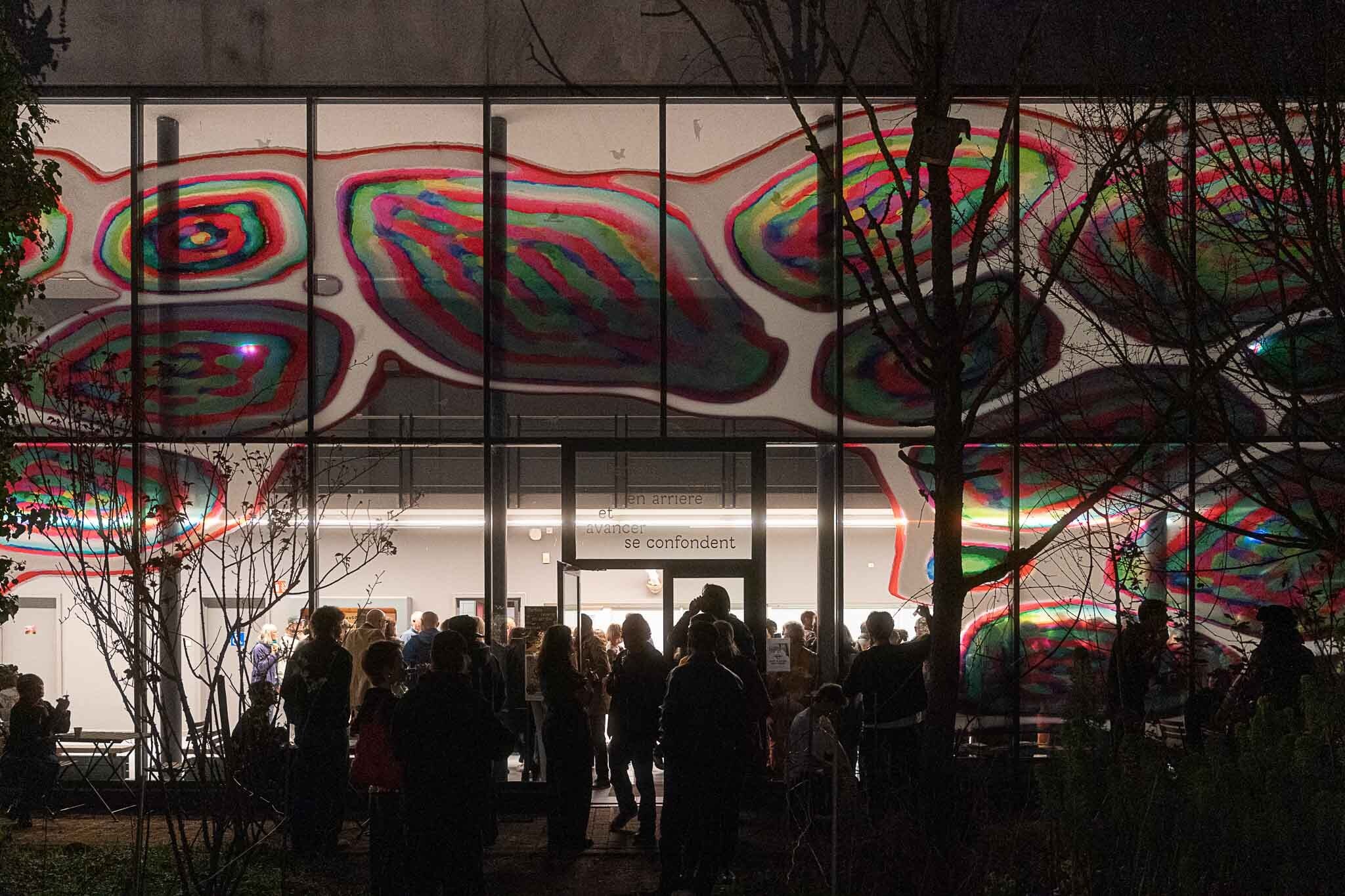 Visites et ateliers de l'exposition "Parfois revenir en arrière et avancer se confondent"