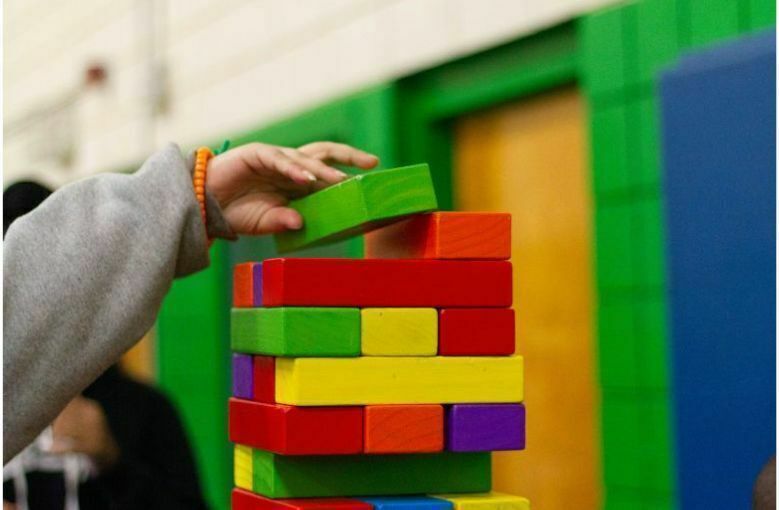 À vous de jouer : jeux coopératifs, de construction,
de logique et de mémoire !