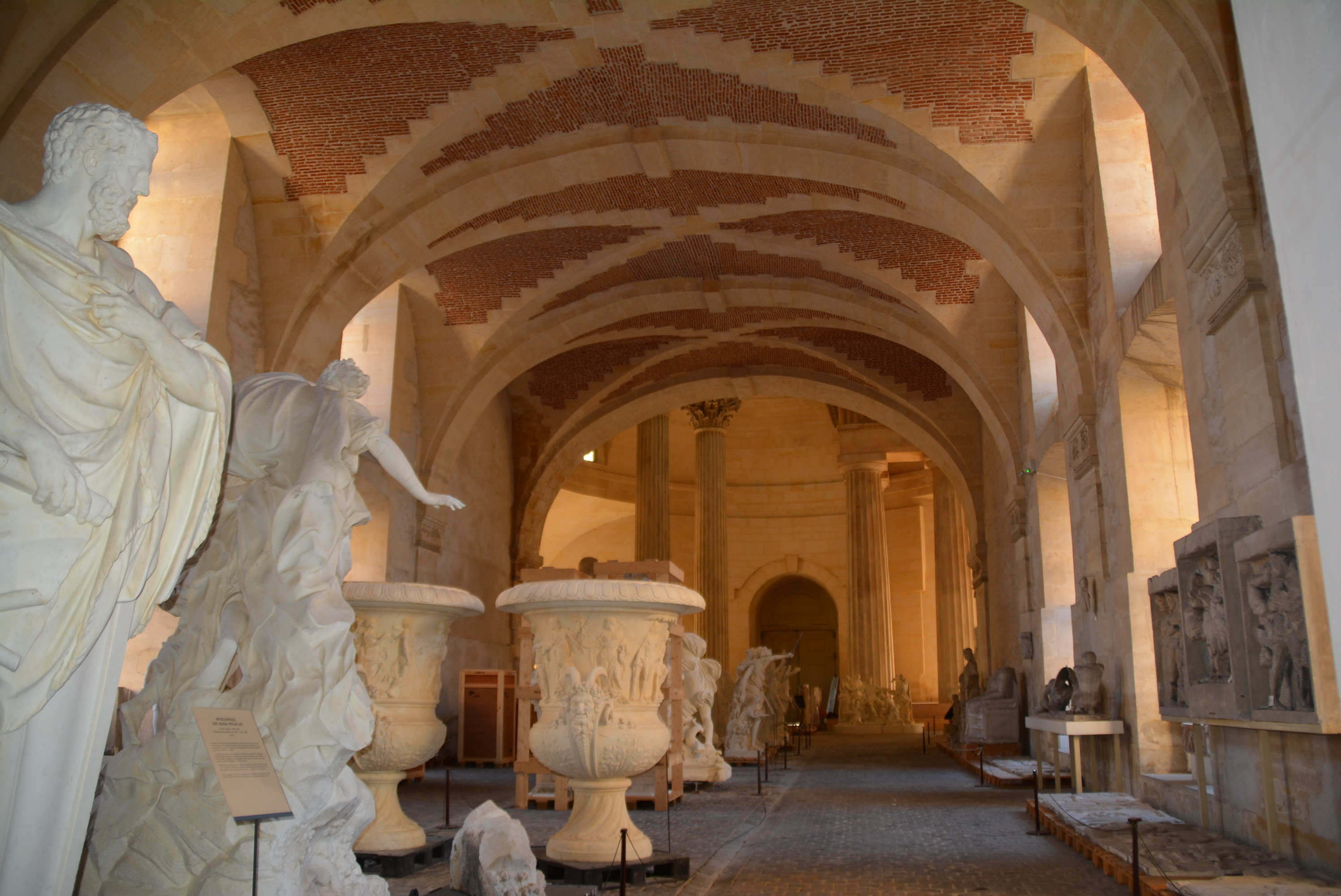 La Galerie des Sculptures et des Moulages (Sculptures de Versailles / Gypsothèque du Louvre) (visite guidée)