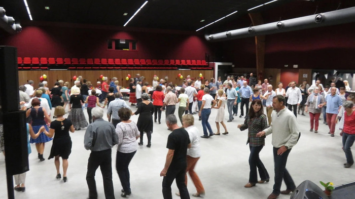 salle des fêtes, Saint-Cyr-sur-le-Rhône (69)