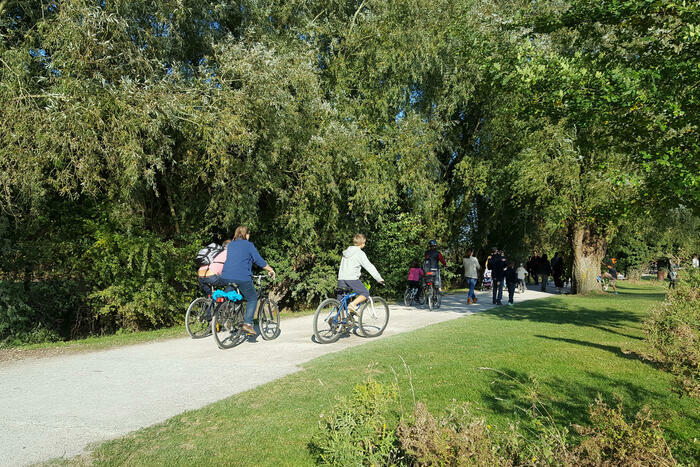 Balade à vélo vers le musée de plein air