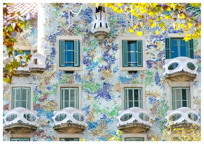 Conference "Gaudi, genius or madman?" lecture by Marie Castelain, proposed by les amis du LaM