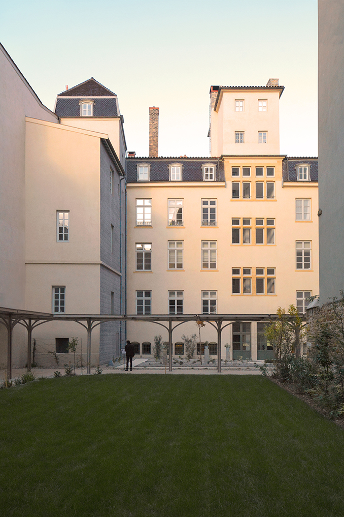 Découvrez les jardins de la Fondation Bullukian
