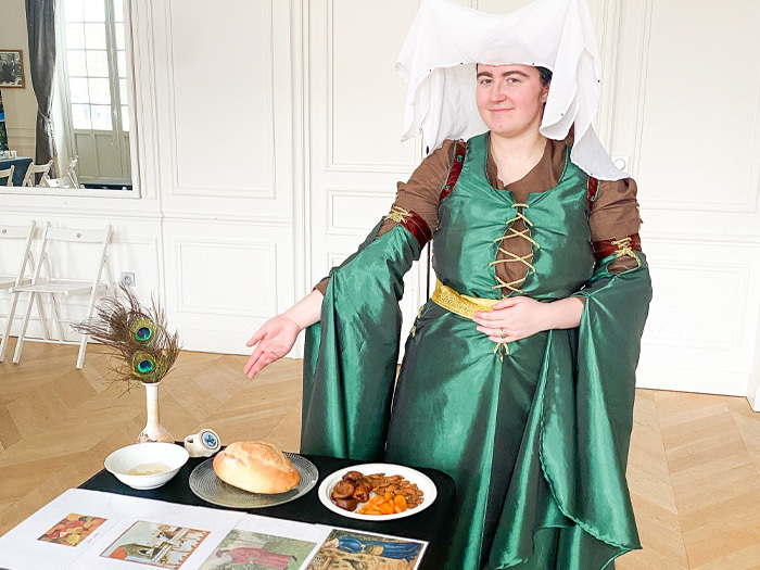 À table avec Céleste : Les secrets de l'alimentation au Moyen-Âge