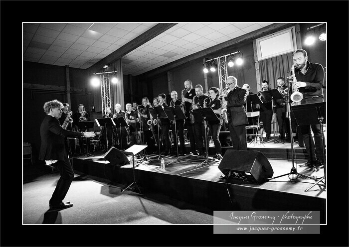 JFC Big Band proposé par Jazz à Véd’à