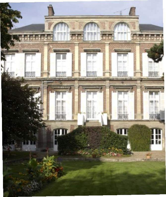 La Sous-Préfecture et son jardin