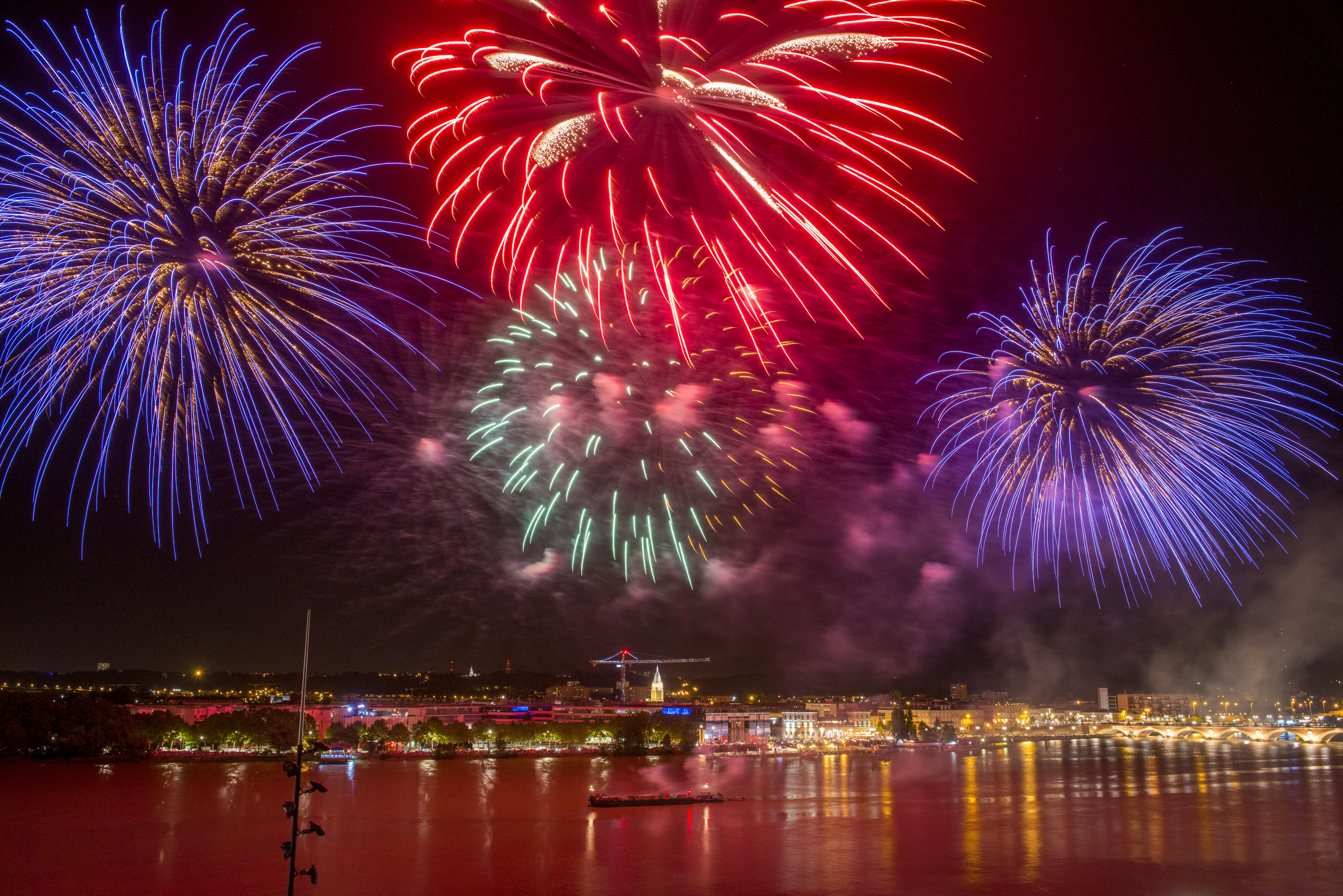 Feu d'artifice du 14 juillet à Bordeaux