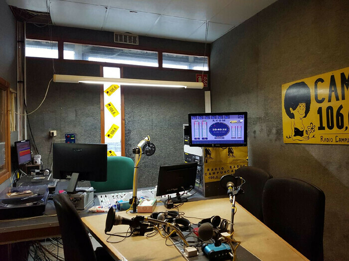 Les coulisses de Radio Campus
