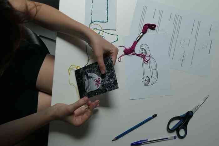 Atelier « Broderie sur carte postale » à partir de 8 ans