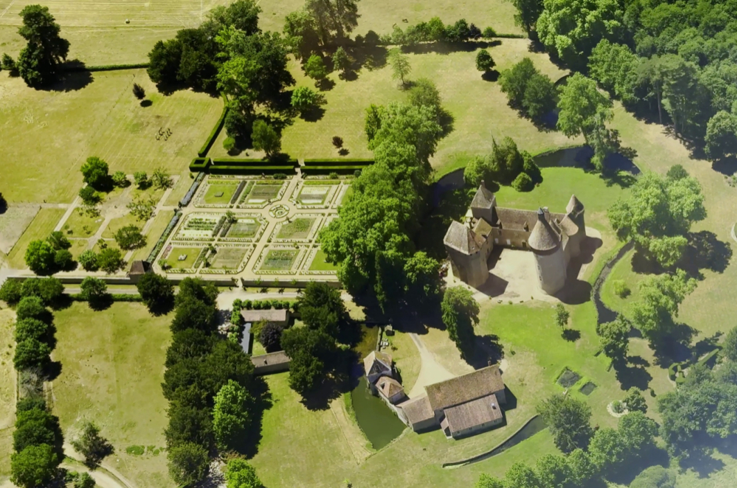 Visite du parc à l'anglaise et du jardin/potager à la française du Château de La Motte-Feuilly