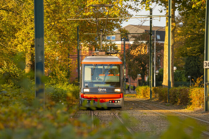 L'Art déco en tramway : du Croisé-Laroche à Lille