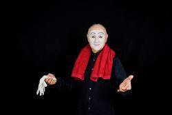 ENCORE! Spectacle du Mime Carlos Martinez