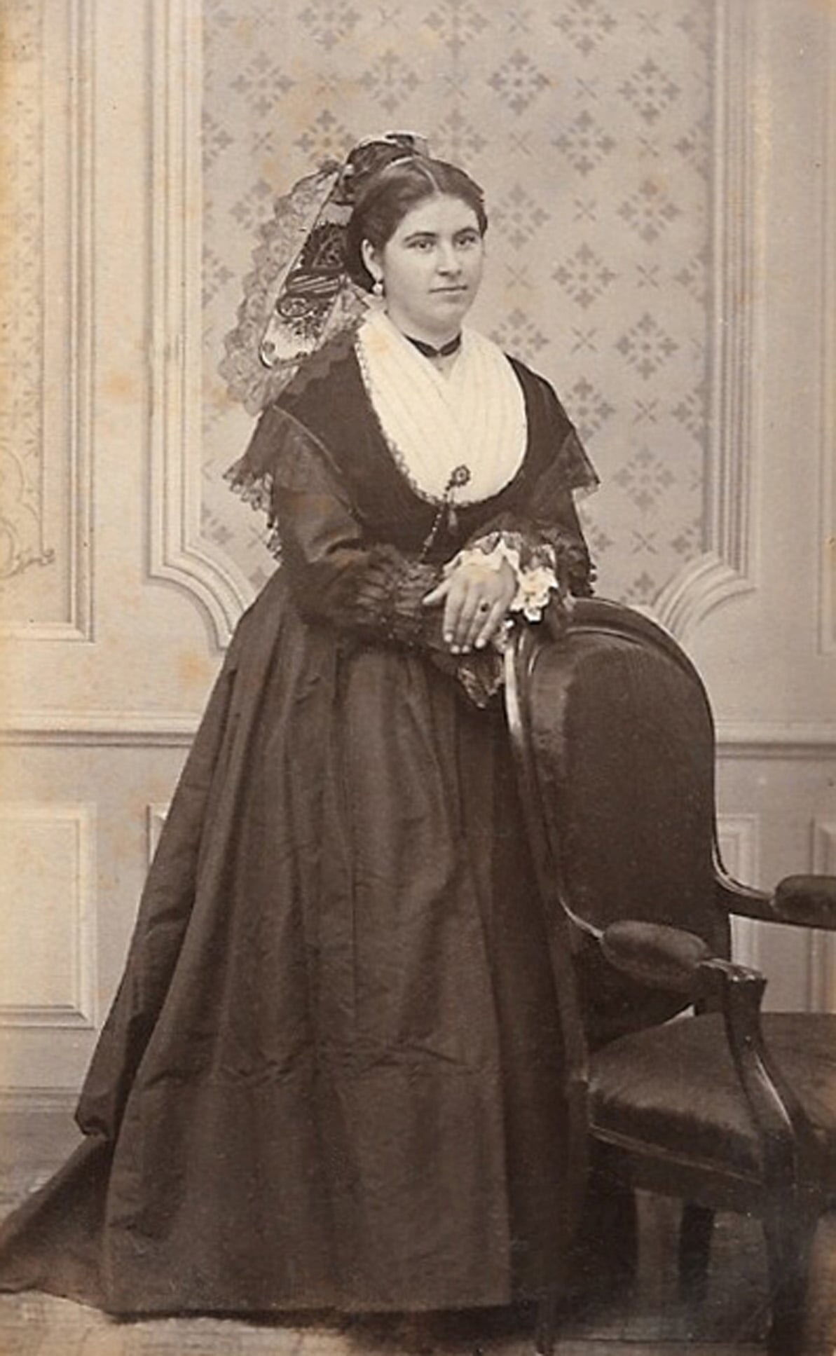 La Mode arlésienne de 1880 à 1889