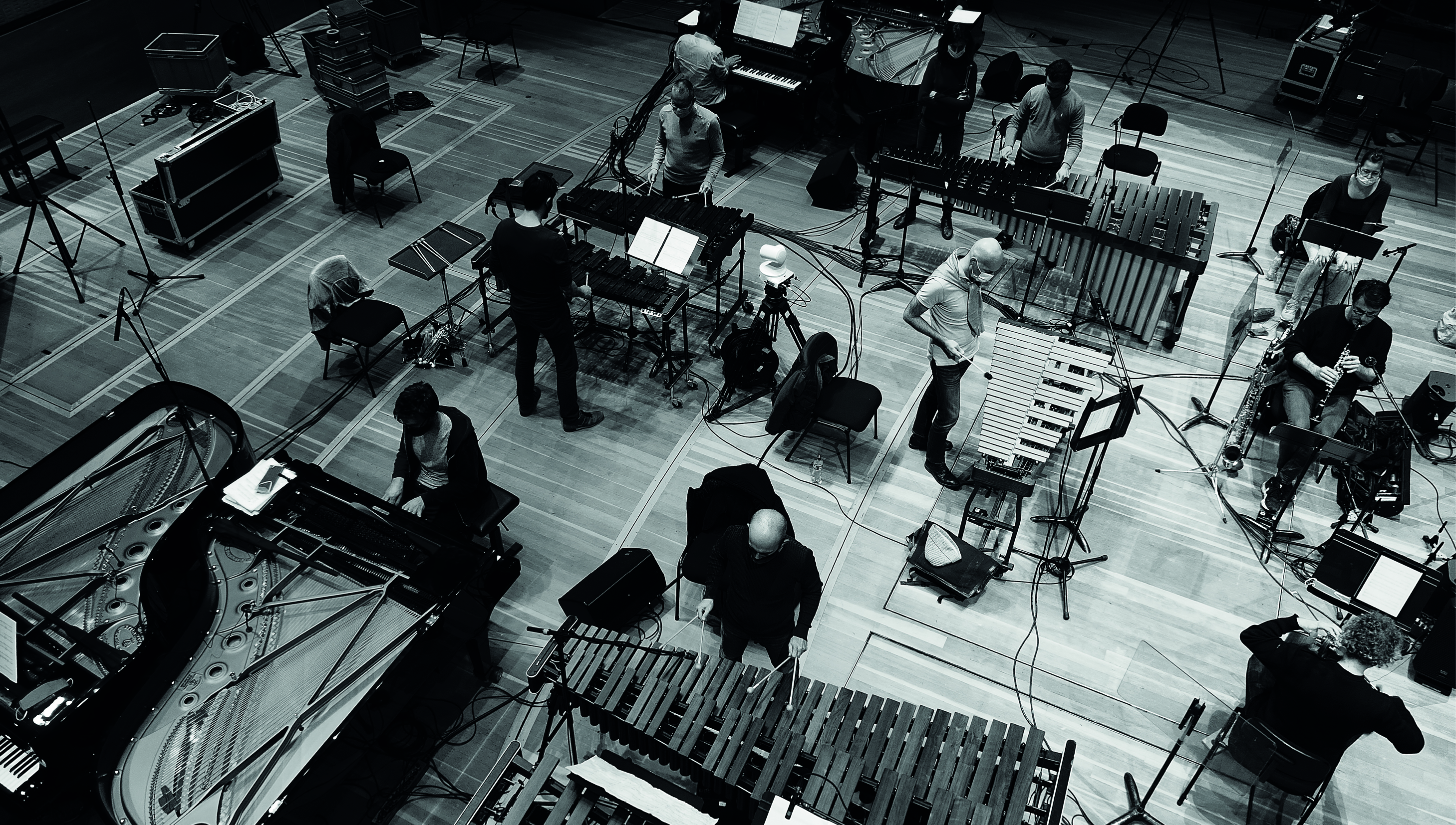 EKLEKTO & Ensemble Contrechamps : Music for 18 Musicians
