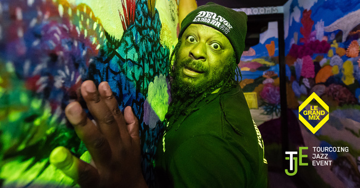 DELVON LAMARR ORGAN TRIO