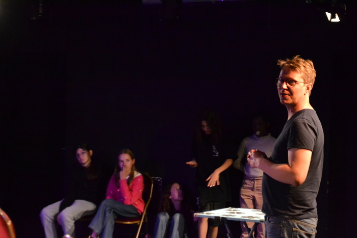 Atelier théâtre 11 à 14 ans à la Barraca Zem
