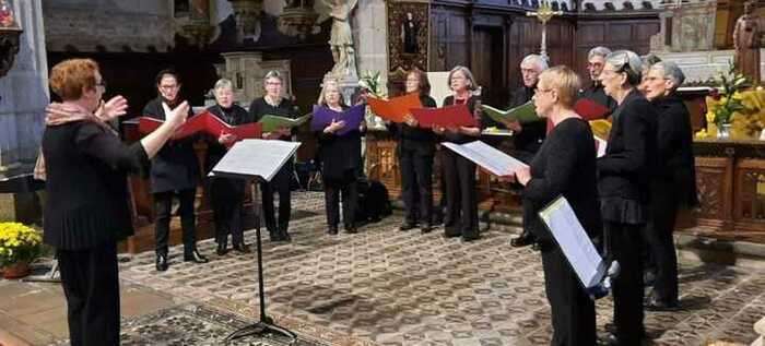 Son répertoire se compose de chants polyphoniques profanes ou sacrés en breton ou dans la langue d’origine de ces pièces.