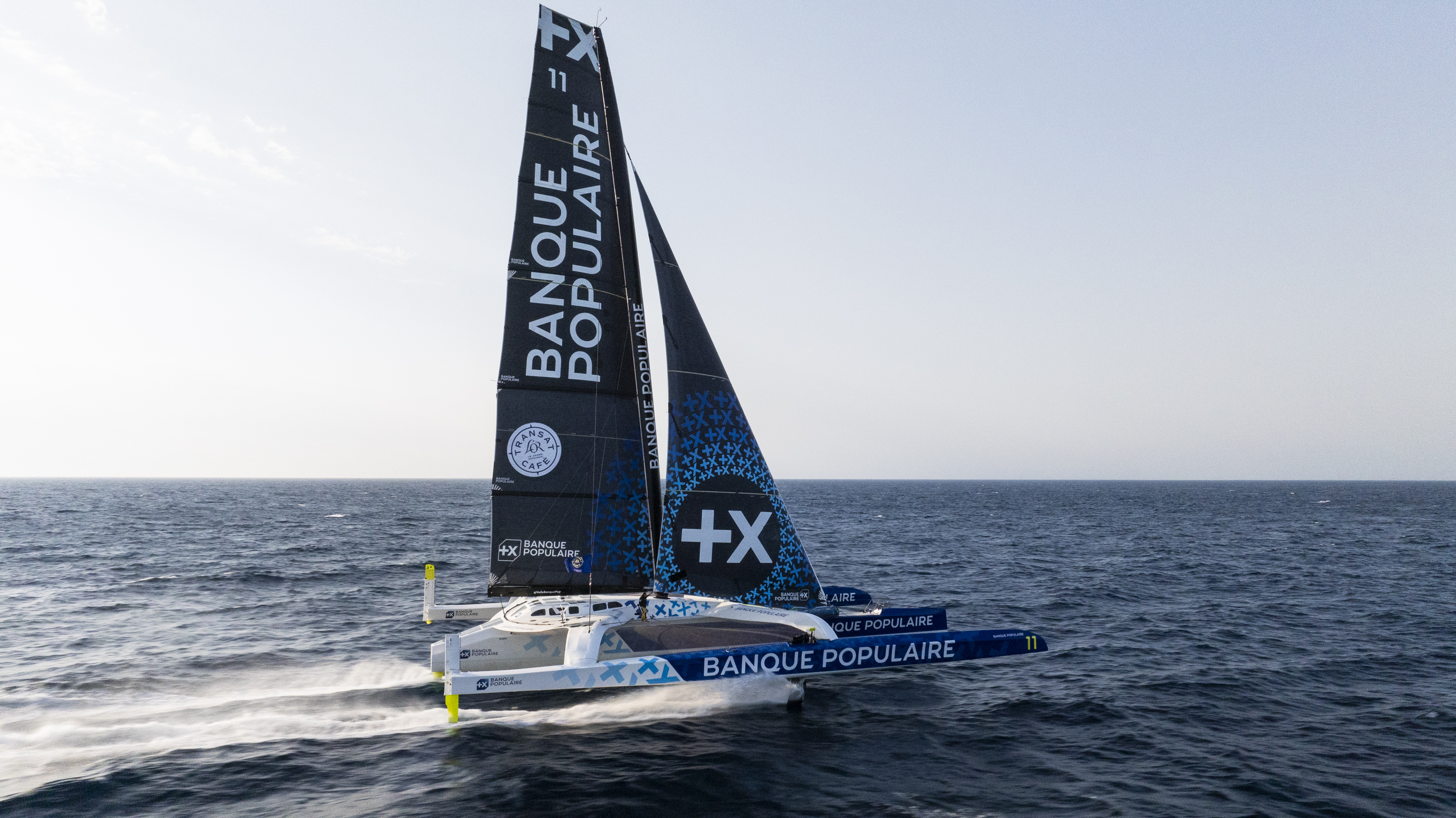 Découvrez le maxi trimaran Banque Populaire en escale à Bordeaux !